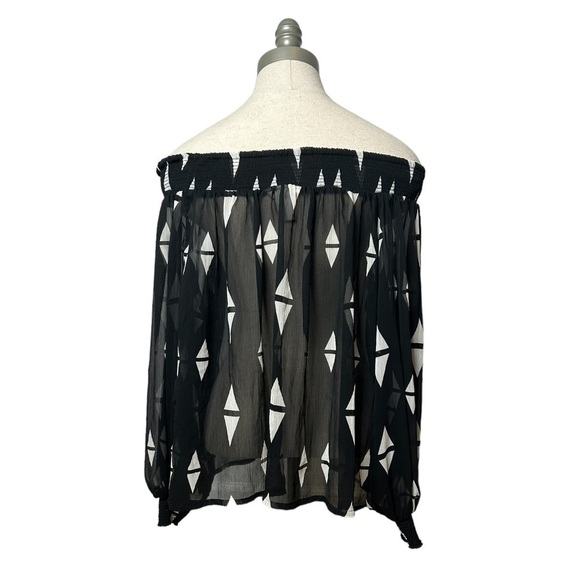 H&M Black White Printed Off The Shoulder Long Sleeve Beachy Sheer Blouse Size 6 - Picture 6 of 10